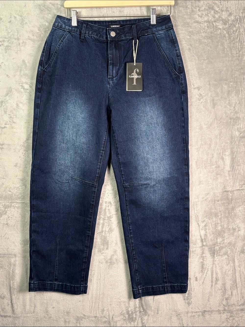 NWT New Flamingals Dark Wash Barrel Crop Jeans Size Medium